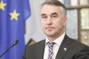 Petras Auštrevičius. Pakeliui į žadėtą aukso amžių