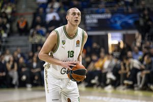 Po karjeros rungtynių A. Smailagičius mačą prieš „Panathinaikos“ stebės iš šalies