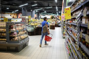 Šio gėrimo mėgėjams siunčia prastą žinią – gali brangti dar labiau: „Tai yra apgavystė“