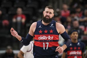 J. Valančiūnas su „Wizards“ pramušė dugną – atsilikinėjo 38 taškais ir pralaimėjo išvykoje jau 21-ąjį kartą iš eilės