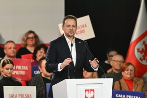 Lenkijos prezidento rinkimai: naujausioje apklausoje pirmauja Varšuvos meras