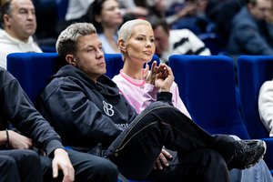 Indrės Burlinskaitės vyras Liudas pripažintas kaltu: pasisavintomis lėšomis apmokėjo savo vestuves už daugiau nei 15 tūkst. eurų