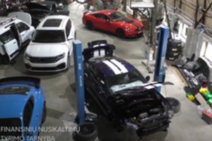 Įspūdingi vaizdai: štai kokius automobilius Klaipėdoje aptiko FNTT – prekeiviai siunčiami į teismą