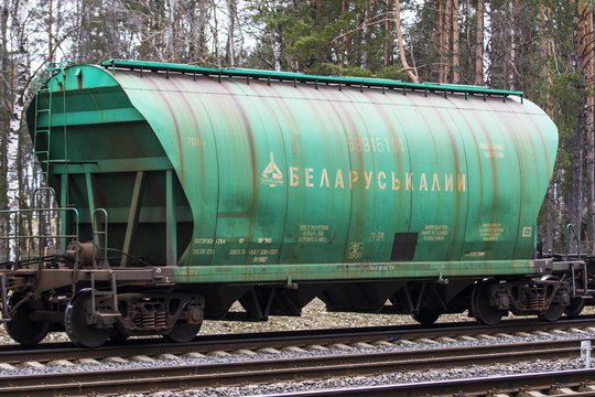 EK siūlo tarifus likusiems žemės ūkio produktams ir trąšoms iš Rusijos ir Baltarusijos