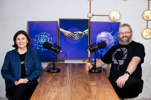 Dirbtinis intelektas transformuoja paslaugų sektorių: ar darbuotojų tikrai mažės?