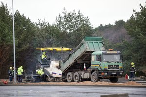 „Via Lietuva“ vadovas: visų blogos būklės kelių sutvarkymas reikalautų 5,4 mlrd. eurų