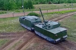 Į avariją pateko neįprasta Rusijos kovinė technika