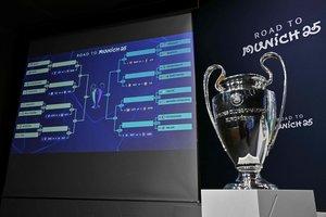 Ištraukti UEFA Čempionų lygos atkrintamųjų burtai: Pepas ir „Manchester City“ grumsis prieš „Real“ 