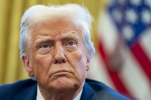 D. Trumpas: Venesuela priims migrantus iš JAV