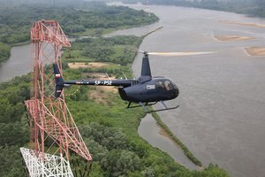 Ruošiantis Baltijos šalių sinchronizacijai į orą pakėlė sraigtasparnį