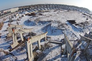 Bėdos dėl nacionalinio stadiono tik aštrėja: teisme – milijoninis ieškinys „BaltCap“