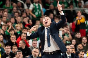  Šaro drama Atėnuose: po kvailos klaidos „Fenerbahce“ krito po Eurolygos čempionas „Panathinaikos“ kojomis