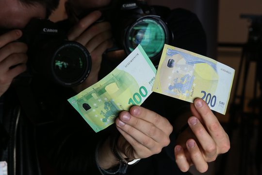 Vyriausybė siūlo pagal ES direktyvą atnaujinti PVM apmokestinimo tvarką smulkiajam verslui