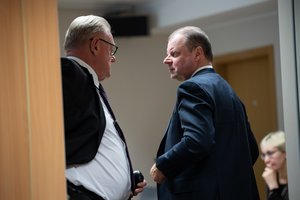 Šventiniai planai nustebino Seimo narius: jų kainą išgirdęs S. Skvernelis nuspaudė stabdį