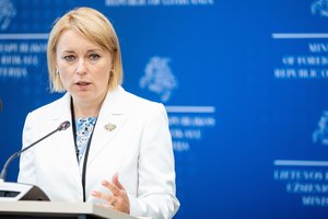 ES ambasadorė J. Neliupšienė: siekiame kalbėtis su JAV, kad nesukeltume tarpusavio tarifų karo