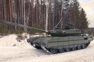 Rusija skelbia apie svarbų savo moderniausių tankų atnaujinimą