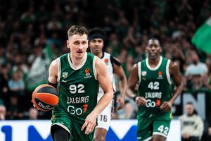 „Žalgirio“ kapitonas E. Ulanovas žvilgtelėjo į ateitį: „Jei galvosime, kad yra problema, bus blogai“