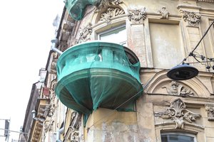 Vilnius neišneria iš žalių tinklų: atskleidė, kur dingsta griūvantiems balkonams skirtos riebios sumos