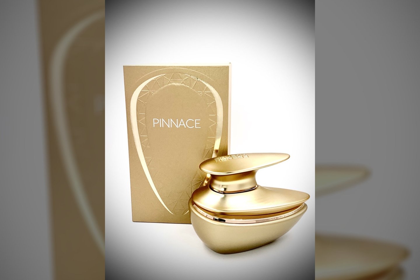 Pasinerkite į kvapų ir grožio pasaulį kartu su „Jesaida“.