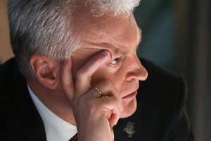 G. Nausėdai nekyla abejonių, kaip V. Germano kameroje atsidūrė telefonai: „Būtų naivu kitaip galvoti“