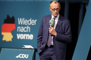 Nepaisant ginčų dėl migracijos, CDU/CSU kandidatas į Vokietijos kanclerio postą F. Merzas apklausose gerina savo pozicijas