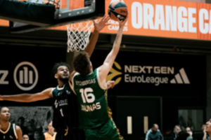 Dominavusio I. Štombergo vedini „Žalgirio“ jauniai laimėjo panaikinę 21 taško deficitą