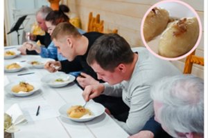 Cepelinų valgymo čempionate dalyvius mušė prakaitas – sunku patikėti, kiek suvalgė laimėtojas