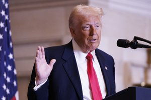 D. Trumpas pranešė kitą savaitę paskelbsiąs naujų „abipusių“ tarifų