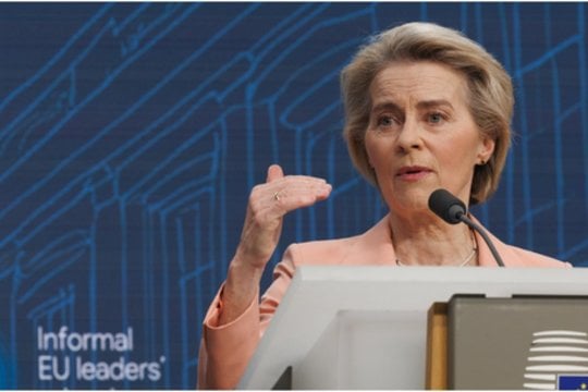 U. von der Leyen pabrėžė Baltijos šalių rodomą pavyzdį ir skelbia naują erą: „Jūs tiesiate kelią“