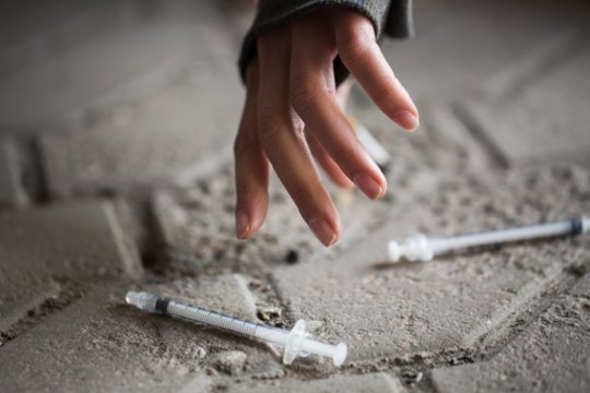 Lietuvoje paauglių rankose vis dažniau aptinkamos psichoaktyvios medžiagos