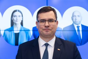 L. Kasčiūnas kviečia liberalus vienytis prieš R. Žemaitaitį: jis tik Putino nėra apdergęs