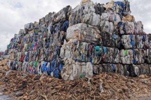 Kraupi statistika – žala aplinkai gali siekti dešimtis milijonų, pavojingų atliekų surenkame tik trečdalį