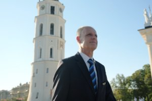 Italo piloto Stefano Miotto sėkmės istorija Lietuvoje: nuo akrobatinio skraidymo iki Airbus A320 šturvalo