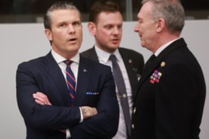 Ramšteino grupės susitikime – griežta JAV gynybos sekretoriaus žinutė: Ukrainai atgauti okupuotas teritorijas – nerealu