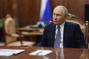 V. Putinas pirmą kartą telefonu kalbėjosi su Sirijos vadovu A. al Sharaa