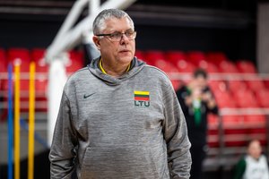 Tamsūs debesys apgaubė Lietuvos moterų rinktinės trenerį R. Grigą – aiškėja faktai apie priekabiavimą