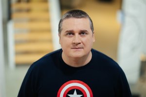 S. Malinauskas prisiminė savo darbą radijuje: studijoje staiga miręs politikas ir pačiam iškviesta greitoji