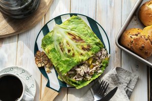 Nesinori gaišti laiko vyniojant balandėlius? Išbandykite kopūstų „lazaniją“ – taip pat skanu, tik žymiai paprasčiau ir įspūdingiau