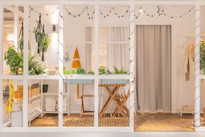 Interjero dizainerė pataria, kaip, laukiant pavasario, susikurti gamtos oazę namuose