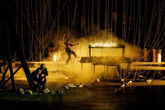 Vilniaus senajame teatre rodomas su parama Rusijai siejamo režisieriaus J. Butusovo spektaklis