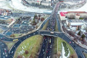 Aiškinasi, kodėl Vilnius spūsčių metu – vos pravažiuojamas: atskleidė netikėtus tyrimo rezultatus