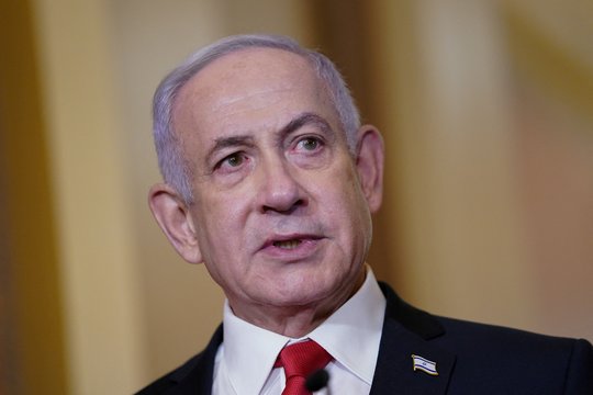 B. Netanyahu nurodė pradėti operaciją „prieš terorizmo židinius“ Vakarų Krante