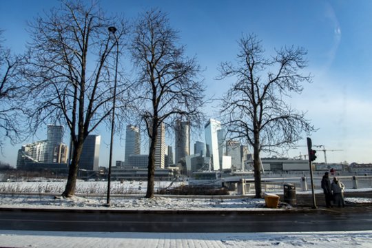 Siūlo gynybą finansuoti pardavus valstybinius sklypus Vilniuje: tam yra tik viena kliūtis