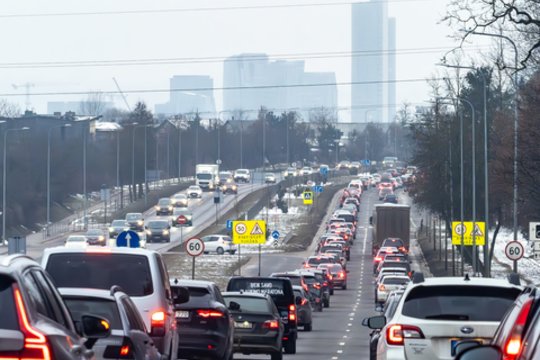 Įvažiavimas į Vilniaus centrą gali tapti dar brangesnis: taip siektų sumažinti spūstis