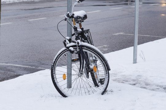 Iš požeminės automobilių aikštelės Vilniuje dingo brangus dviratis