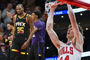 Sėkmingai žaidęs M. Buzelis sulaukė K. Duranto pagyrų: „Man patinka Matas. Ar gerai ištariau jo vardą?“