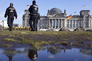 Vokietijoje prasideda svarbūs rinkimai, pakreipsiantys šalį į dešinę