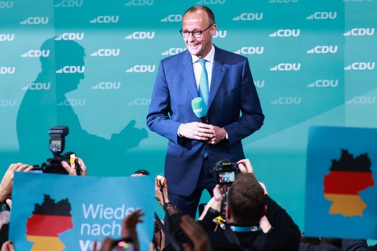 „Klestėjimo ir Europos saugumo stiprinimo“: Lietuvos vadovai pasveikino F. Merzą su pergale Vokietijos rinkimuose