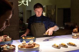 Paskelbtas geriausiai vertinamų Lietuvos restoranų TOP 20: lankytojai išrinko savo favoritus