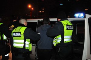 Kartą išlipęs sausas iš balos žmogžudystės byloje, klaipėdietis įkliuvo dėl naujo kraupaus nusikaltimo: draugas užgeso po 20 smūgių